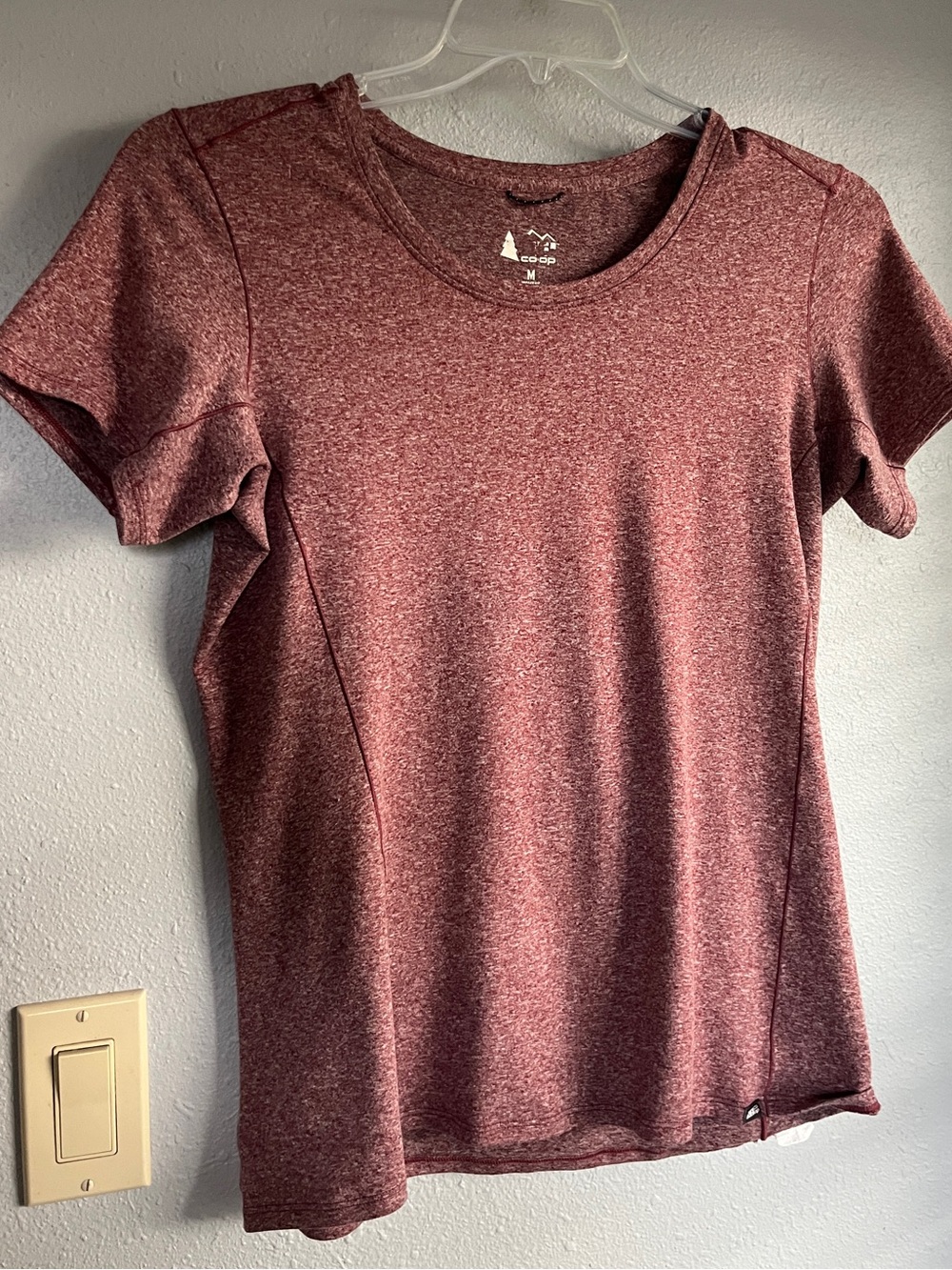 REI Heathered Burgundy Red Short Sleeve Sweat Wicking Exercise Hiking Shirt